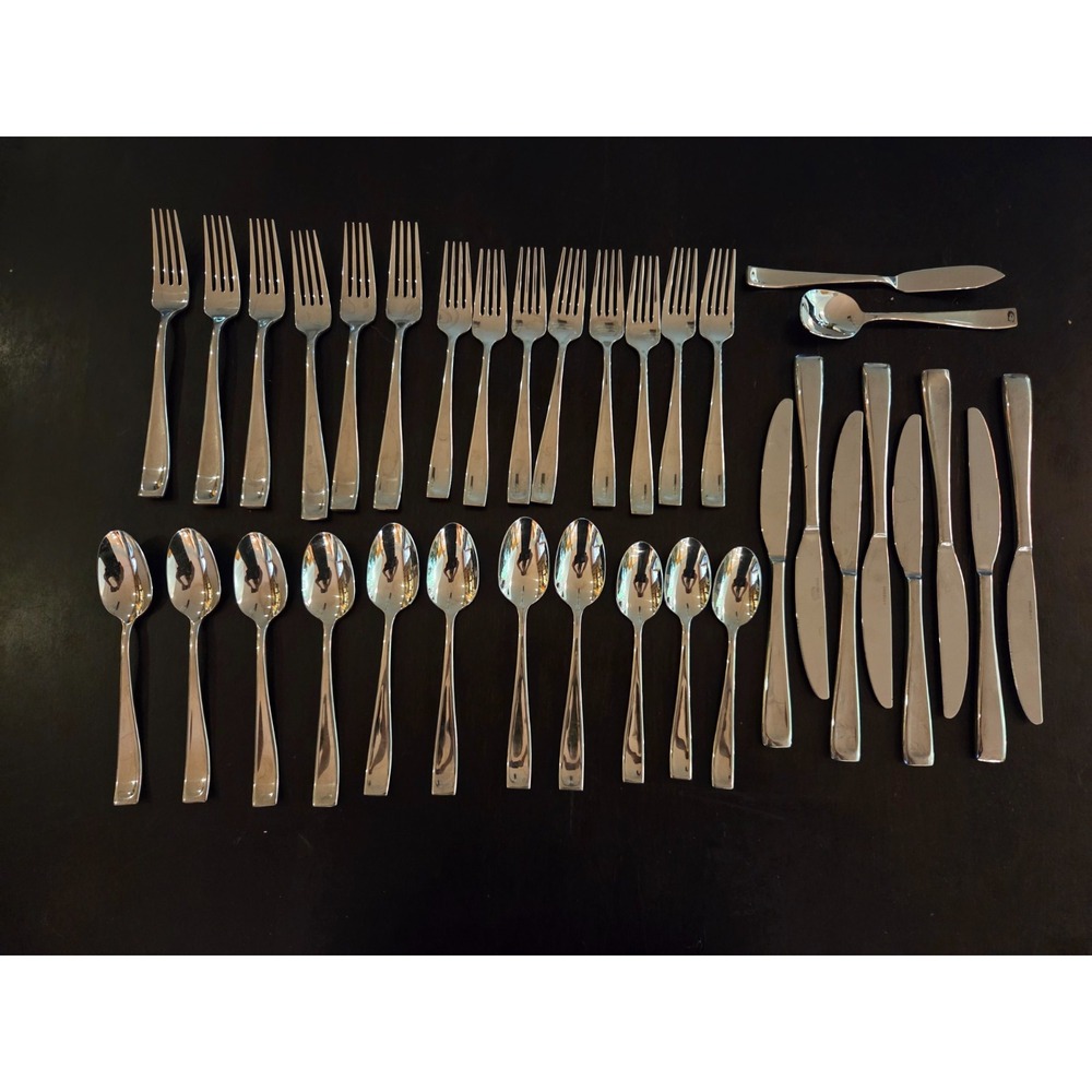 Oneida Moda Stainless Steel Flatware Set 33 Piece Dinner Salad Fork Knife Spoon